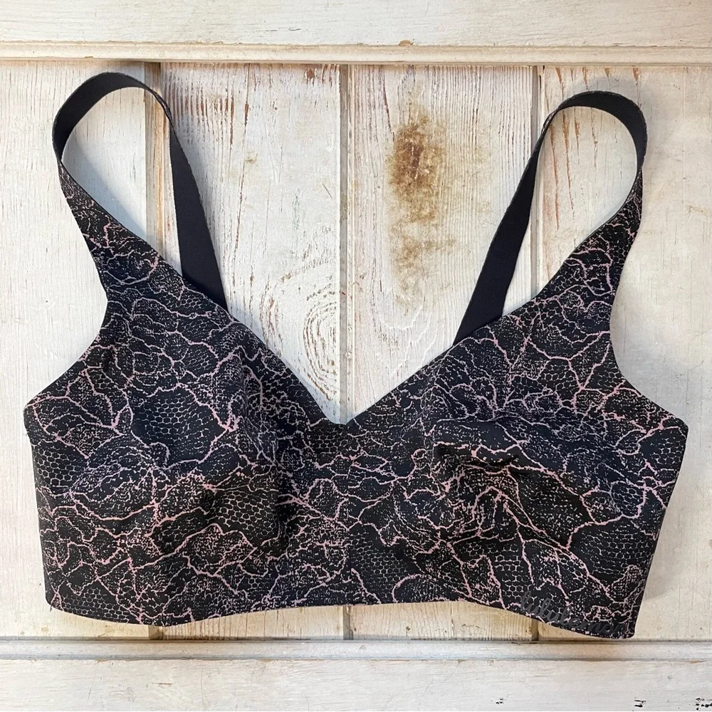 Lululemon Like Nothing Bra